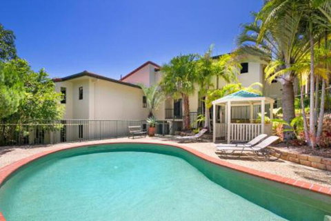 6 Avenal - Accommodation Rockhampton 6