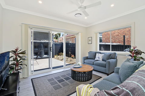 Accommodation Hunter - Adams St Maitland - Accommodation Rockhampton 4