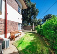 Masterpiece on Moseley Art Deco Luxury Beach Wifi - Accommodation Rockhampton