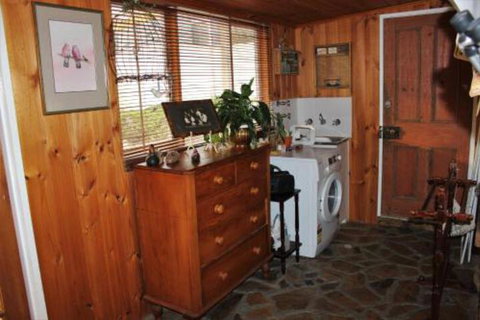 Captain Roddas Cottage - Accommodation Rockhampton 7