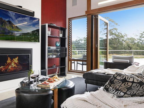 Casa Sul Lago Quite Simply A Very Special Place - Accommodation Rockhampton 6