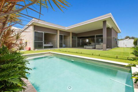 BEACHSIDE HAVEN - Accommodation Rockhampton 0