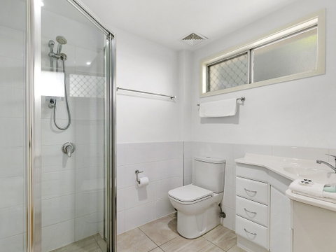 Noosa Heads Beach Getaway Unit 3 Yaringa 29 Noosa Drive - Accommodation Rockhampton 0