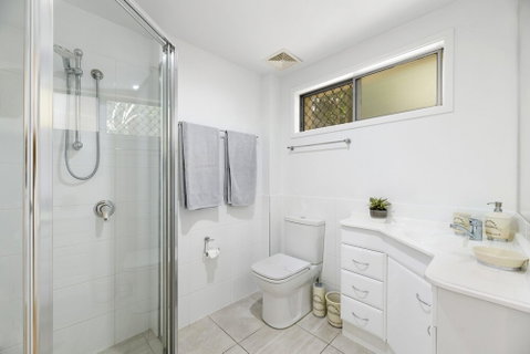 Noosa Heads Beach Getaway Unit 3 Yaringa 29 Noosa Drive - Accommodation Rockhampton 1