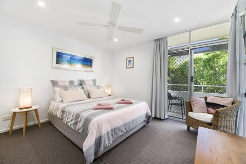 Noosa Heads Beach Getaway Unit 3 Yaringa 29 Noosa Drive - Accommodation Rockhampton 4