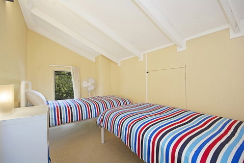 Tropical 5 Bedroom Family Getaway In Noosa Heads - Accommodation Rockhampton 1
