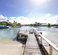 Waterfront on Witta Circle - Accommodation Rockhampton
