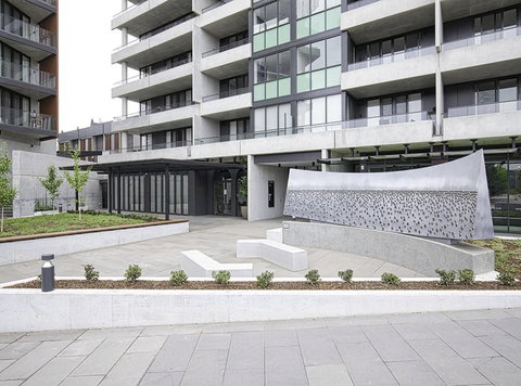 CANBERRA CHIC Hosted By LAbode - Accommodation Rockhampton 0