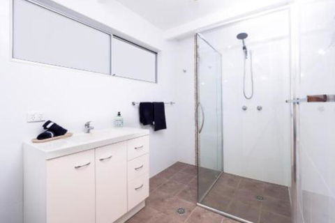 Seaview Getaway - Accommodation Rockhampton 6