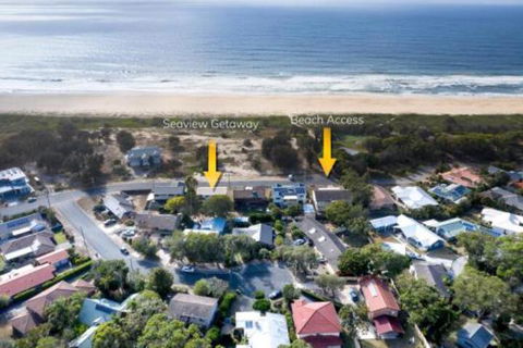 Seaview Getaway - Accommodation Rockhampton 5