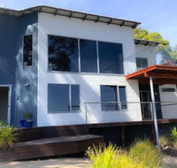 BAY of FIRES BEACH SHACK ocean views from a modern Beachhouse - Accommodation Rockhampton