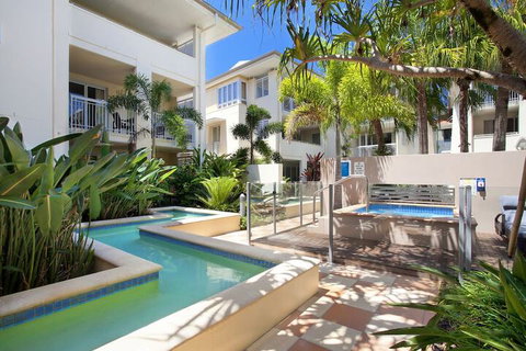 Hastings Street Unit Across Road From Beach Unit 524 32 Hastings Street - Accommodation Rockhampton 2