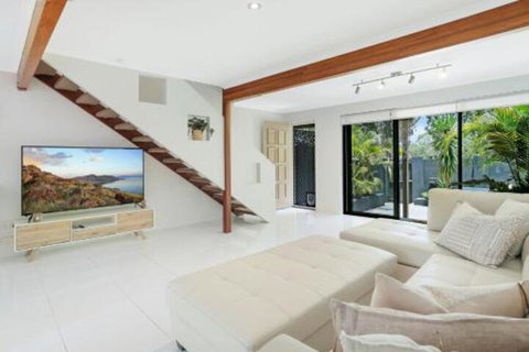 Cool Coastal Chic Noosaville - Accommodation Rockhampton 0