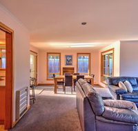 Freycinet Villa 1 - Accommodation Rockhampton