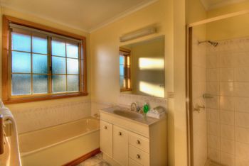Freycinet Villa 2 - Accommodation Rockhampton 4