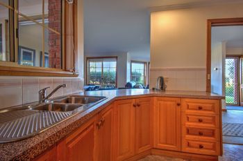 Freycinet Villa 2 - Accommodation Rockhampton 6