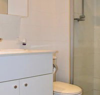 Tranquil 1 Bedroom Apartment With Sunny Courtyard - Accommodation Rockhampton