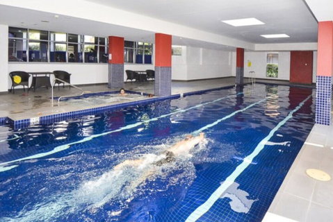 Sun-drenched 3 Bedroom Apartment In Turrella - Accommodation Rockhampton 2