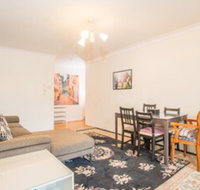 Spacious  Cozy Apartment In Heart Of Redfern - Accommodation Rockhampton