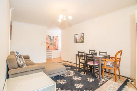 Spacious & Cozy Apartment In Heart Of Redfern - Accommodation Rockhampton 0