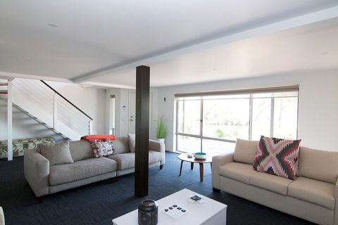 Paradise Waters - Yarrawonga - Accommodation Rockhampton 4