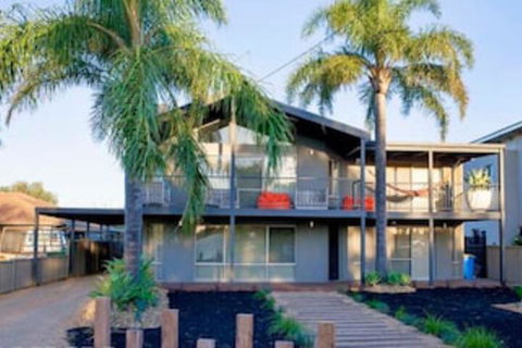 Paradise Waters - Yarrawonga - Accommodation Rockhampton 0