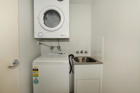 Unit 2 On The Park Coolum Beach - Accommodation Rockhampton 3