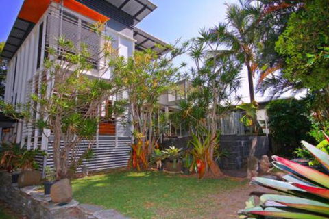 13 Ann Street Coolum Beach Pet Friendly Linen Included - Accommodation Rockhampton 0