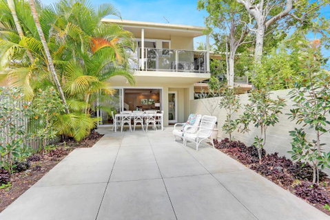 Back To The Moon - Accommodation Rockhampton 5