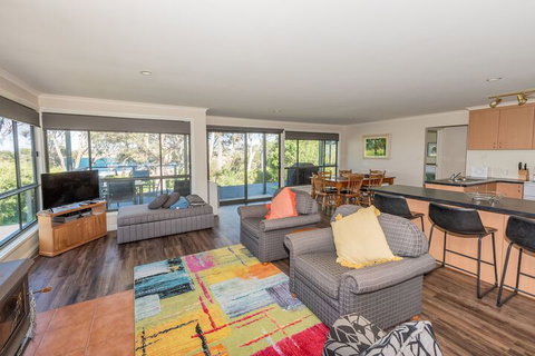 Allure - Accommodation Rockhampton 5