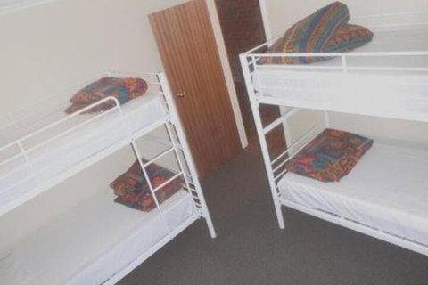 Andorra 1 - Accommodation Rockhampton 7