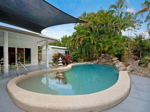 CRISTAL At CLIFTON BEACH - Accommodation Rockhampton 3