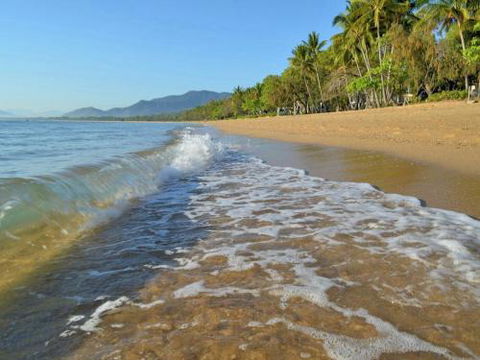 CRISTAL At CLIFTON BEACH - Accommodation Rockhampton 5
