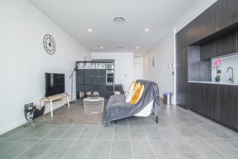 Home With Convenient Location! Close To Train&cbd - Accommodation Rockhampton 6