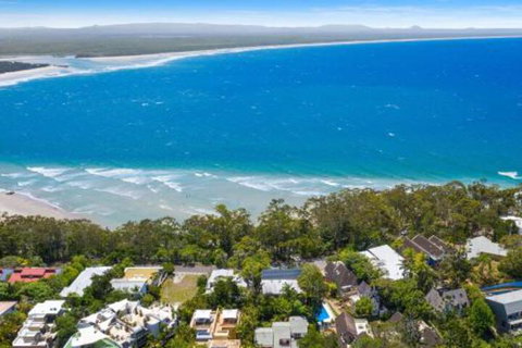 Hidden Treasure Little Cove - Accommodation Rockhampton 4