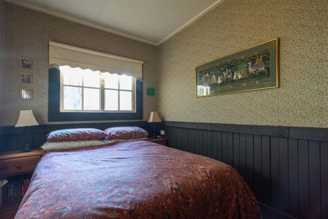 Walhalla Coach House - Accommodation Rockhampton 2