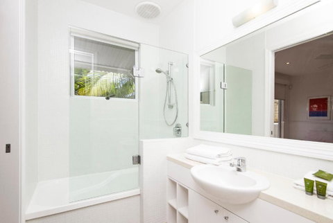 1 / 18 Stevens Street - Accommodation Rockhampton 3