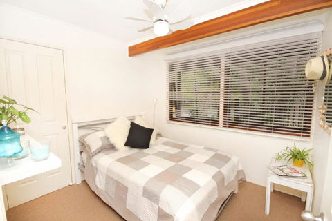 1 / 121 Park Crescent Coolum Beach - Accommodation Rockhampton 6