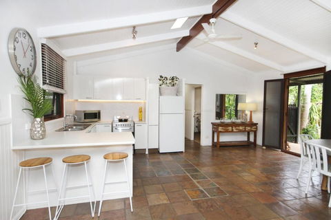 1 / 121 Park Crescent Coolum Beach - Accommodation Rockhampton 3