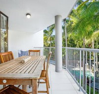 Stroll to the surf  sand Little Cove - Accommodation Rockhampton