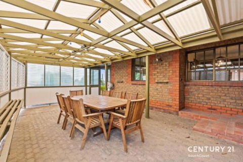 Reef & Vines Port Noarlunga - Accommodation Rockhampton 6