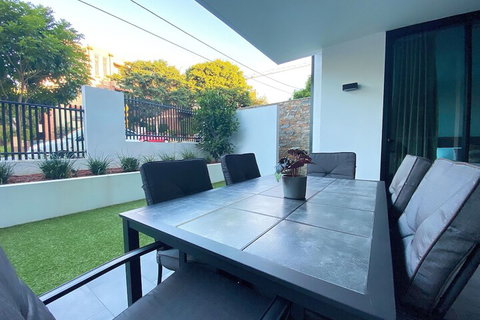 Ascot Apartments - Accommodation Rockhampton 6