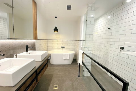 Ascot Apartments - Accommodation Rockhampton 2