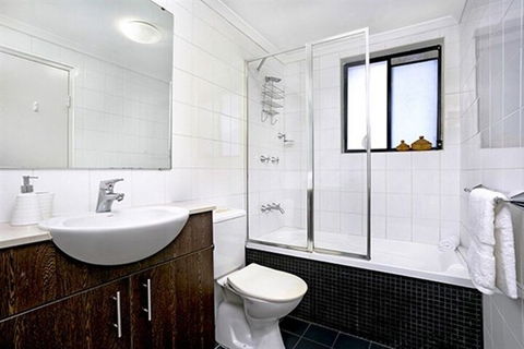 Walking Distance To Coogee Beach MOUNT - Accommodation Rockhampton 4