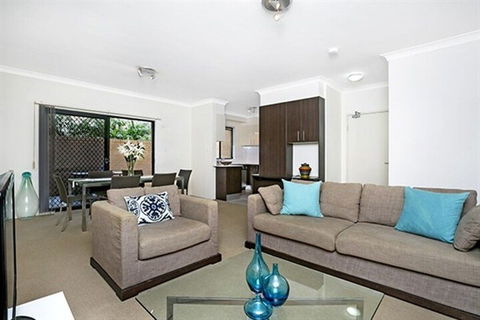 Walking Distance To Coogee Beach MOUNT - Accommodation Rockhampton 7