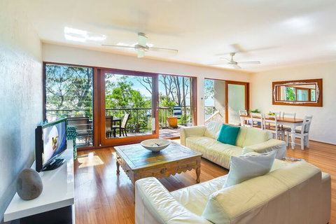 Cove Point - Accommodation Rockhampton 6