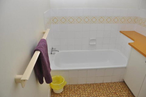 Rangehouse - Accommodation Rockhampton 2