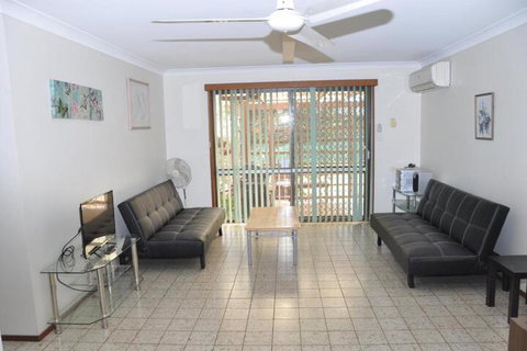 Rangehouse - Accommodation Rockhampton 5
