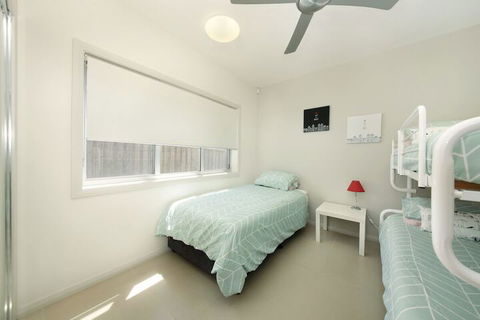 Ocean Ave 1 / 21 Anna Bay - Accommodation Rockhampton 5