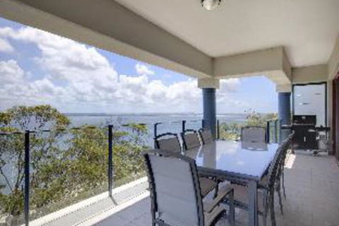 3 Bedroom Apartment Le Vogue Unit 11 - Accommodation Rockhampton 0